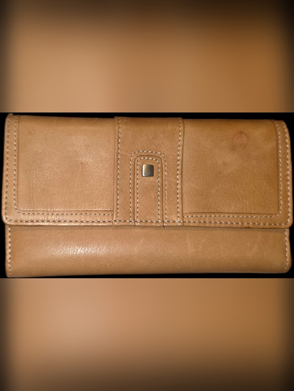 Classic Tan Leather Women’s Wallet